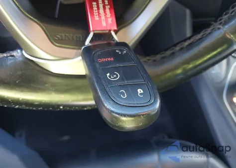 2019 Jeep Cherokee Latitude Plus 4X4 из США, поврежденный, VIN 1C4PJMLX3KD137019